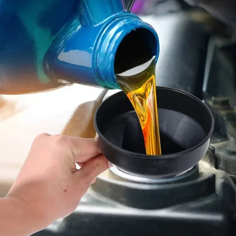 Entonnoir de ravitaillement de liquide - auto