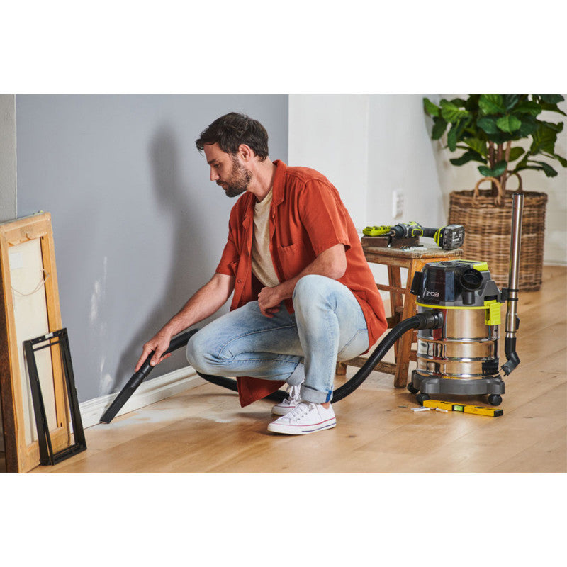Aspirateur eau et poussière 18V  RYOBI R18WDV-0 - cuve inox 18L -11,4 kPa - 1,4 m3/min + Accessoires