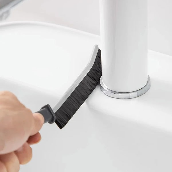 Brosse de nettoyage pour espaces étroits