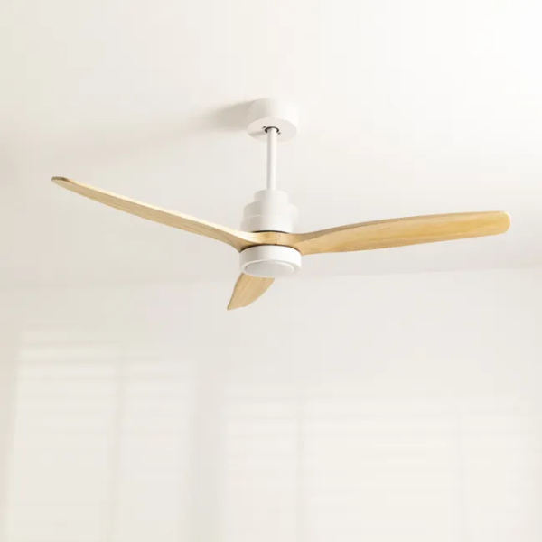 Ventilateur de Plafond Fonction réversible hiver 40W Silencieux Ø132 cm - Avec lumière et télécommande