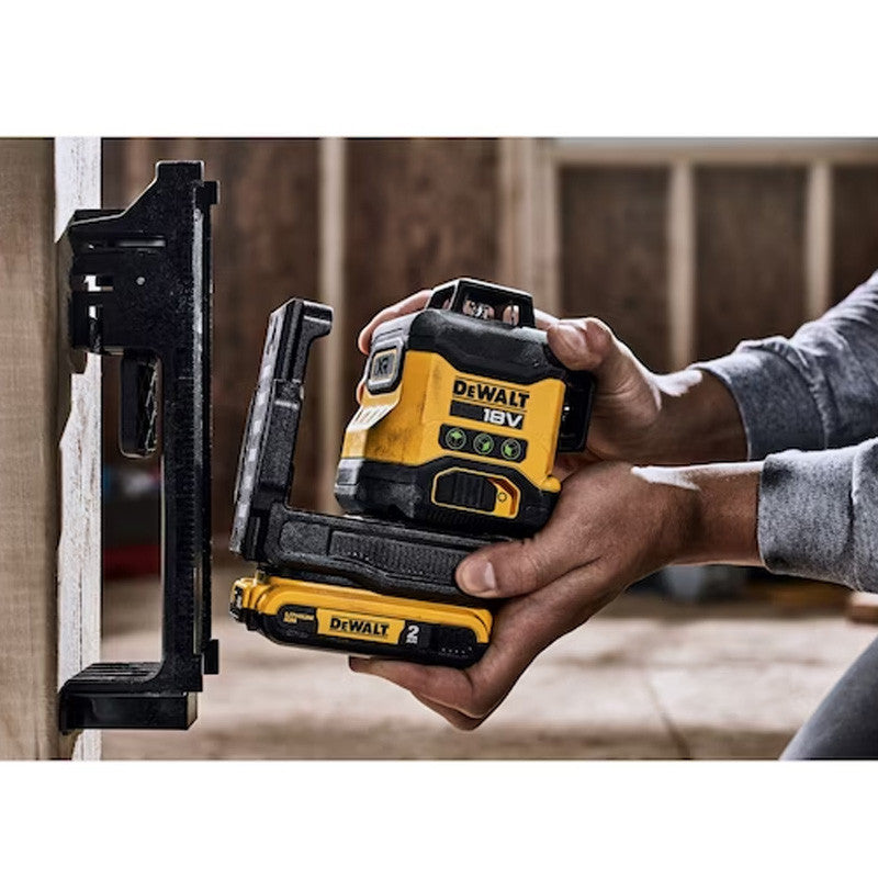 Niveau laser multi-lignes compact 3 faisceaux verts à 360° 18V DEWALT DCLE34031D1-QW avec une batterie 2,0 Ah