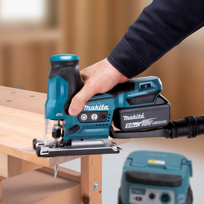 Scie sauteuse pendulaire sans fil MAKITA DJV185Z 18V BRUSHLESS Li-ion LXT (machine nue)