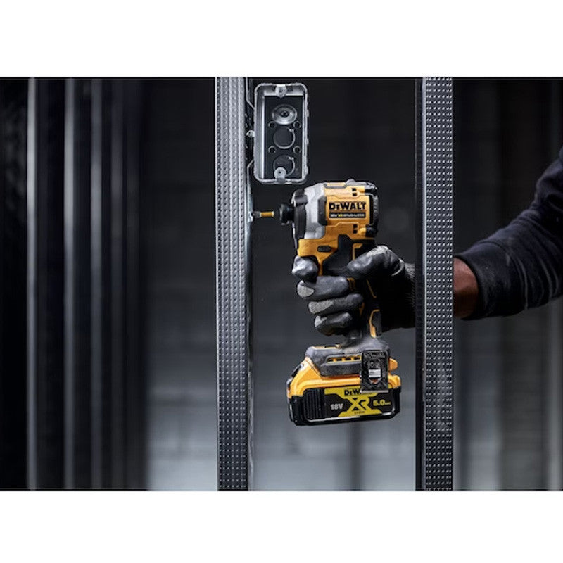 Visseuse à choc compact 205Nm 18V DEWALT DCF850P2T-QW Brushless avec coffret et 2 batteries 5,0 Ah
